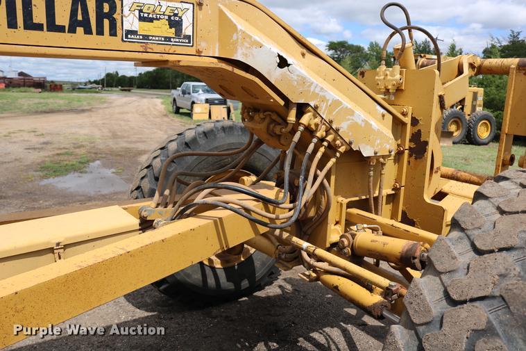 image for item DD0229 1993 Caterpillar 120G motor grader