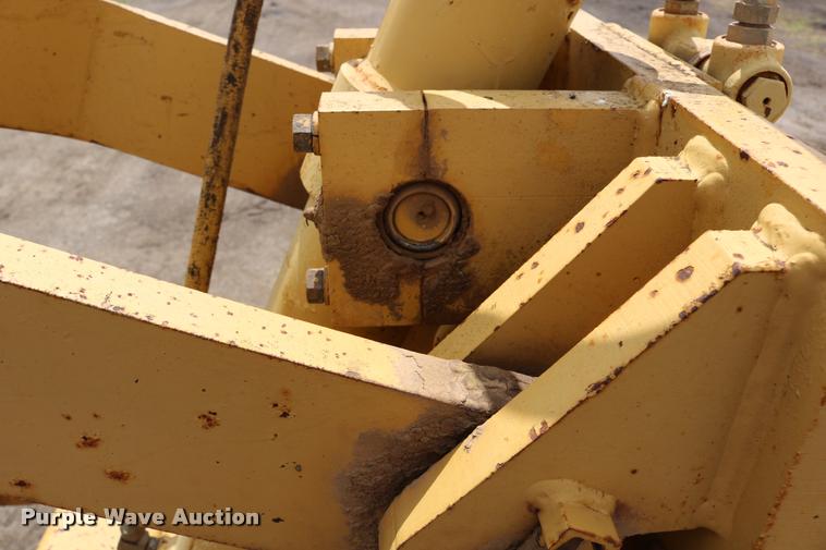 image for item DD0229 1993 Caterpillar 120G motor grader