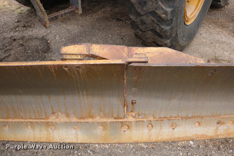 image for item DD0229 1993 Caterpillar 120G motor grader