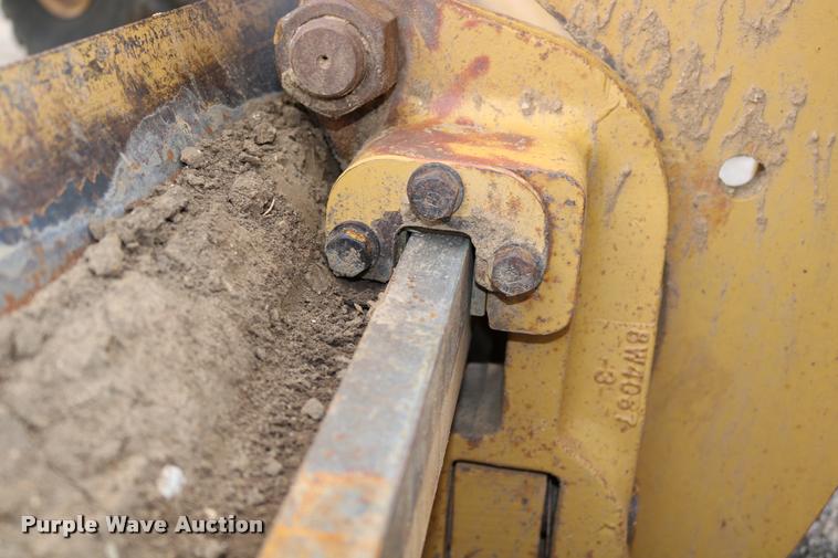 image for item DD0229 1993 Caterpillar 120G motor grader