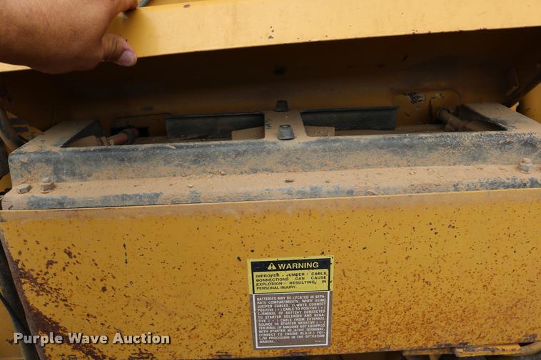image for item DD0229 1993 Caterpillar 120G motor grader