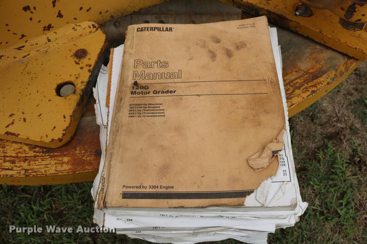 image for item DD0229 1993 Caterpillar 120G motor grader