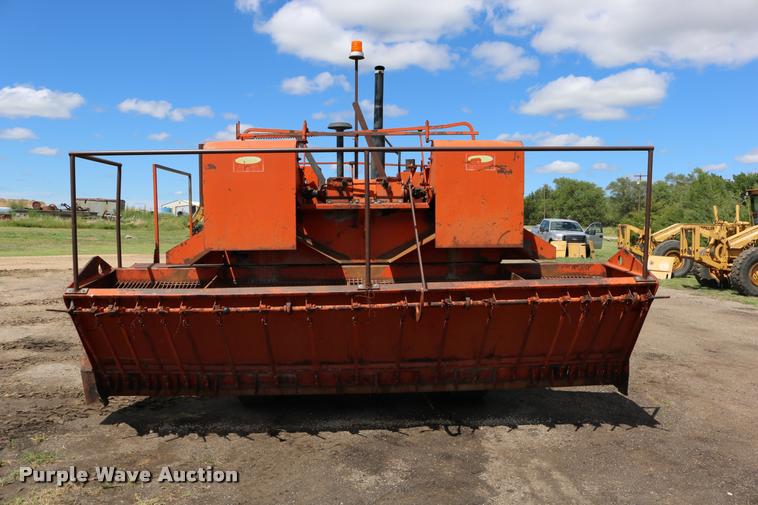 image for item DD0230 1967 Flaherty Spread Master K chip spreader