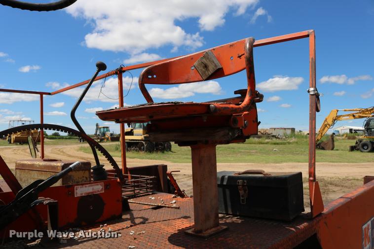 image for item DD0230 1967 Flaherty Spread Master K chip spreader