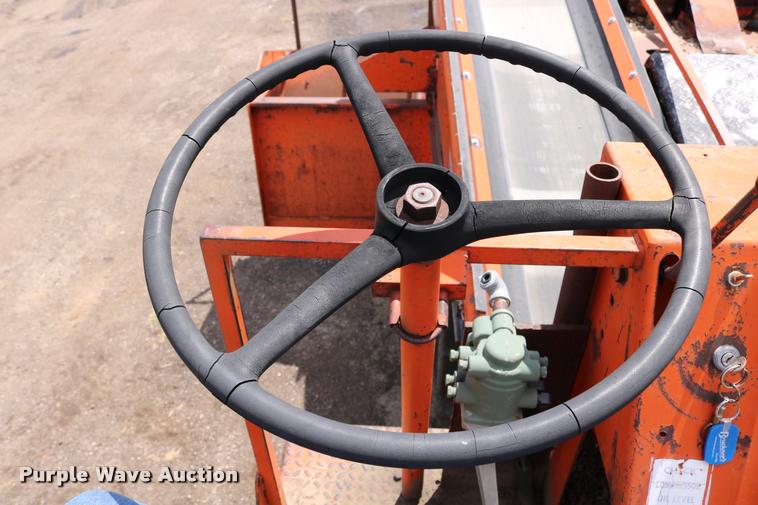 image for item DD0230 1967 Flaherty Spread Master K chip spreader