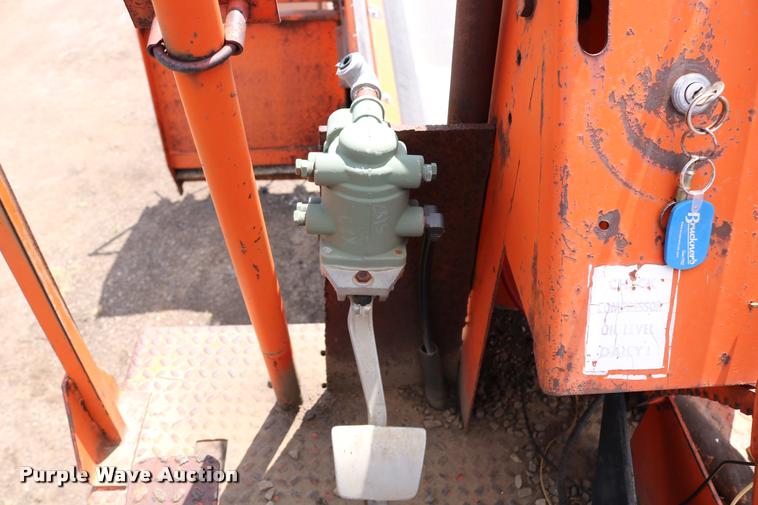 image for item DD0230 1967 Flaherty Spread Master K chip spreader