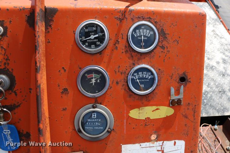 image for item DD0230 1967 Flaherty Spread Master K chip spreader