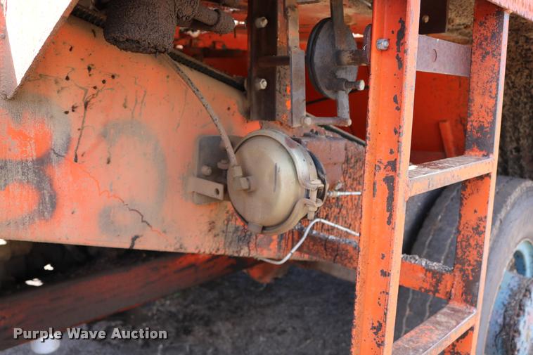 image for item DD0230 1967 Flaherty Spread Master K chip spreader