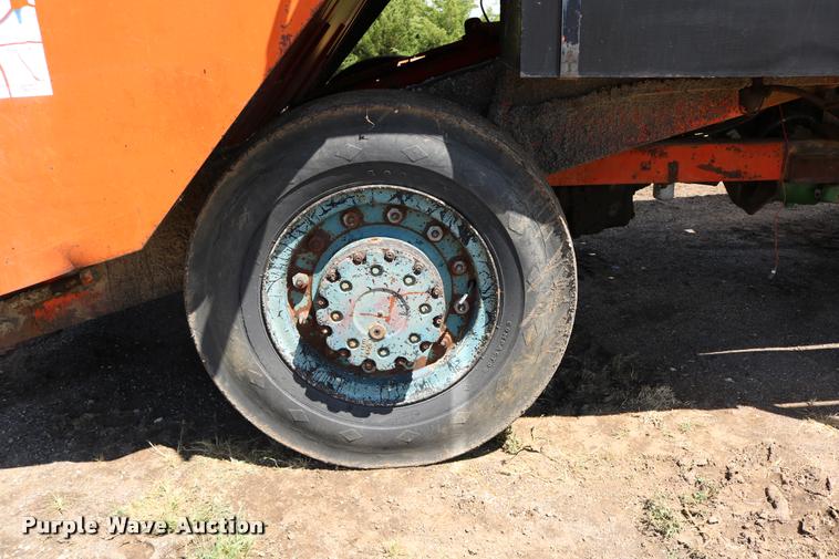 image for item DD0230 1967 Flaherty Spread Master K chip spreader