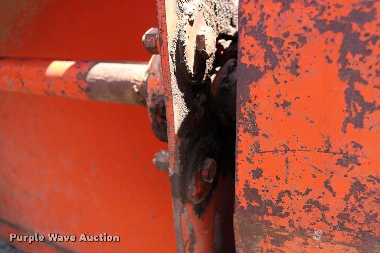 image for item DD0230 1967 Flaherty Spread Master K chip spreader