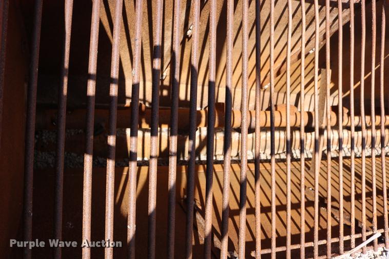 image for item DD0230 1967 Flaherty Spread Master K chip spreader