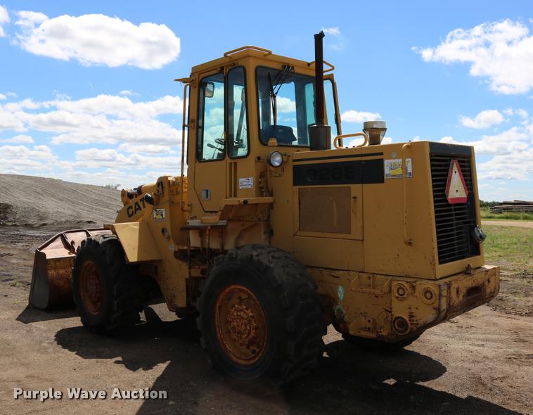 image for item DD0231 1990 Caterpillar 926E wheel loader