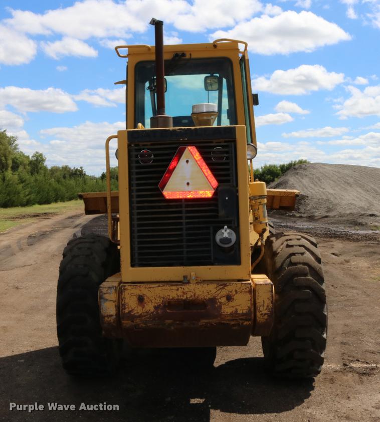 image for item DD0231 1990 Caterpillar 926E wheel loader