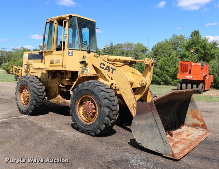 image for item DD0231 1990 Caterpillar 926E wheel loader