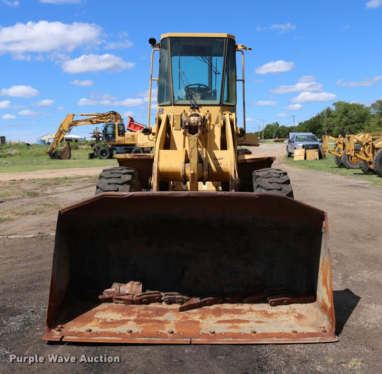 image for item DD0231 1990 Caterpillar 926E wheel loader