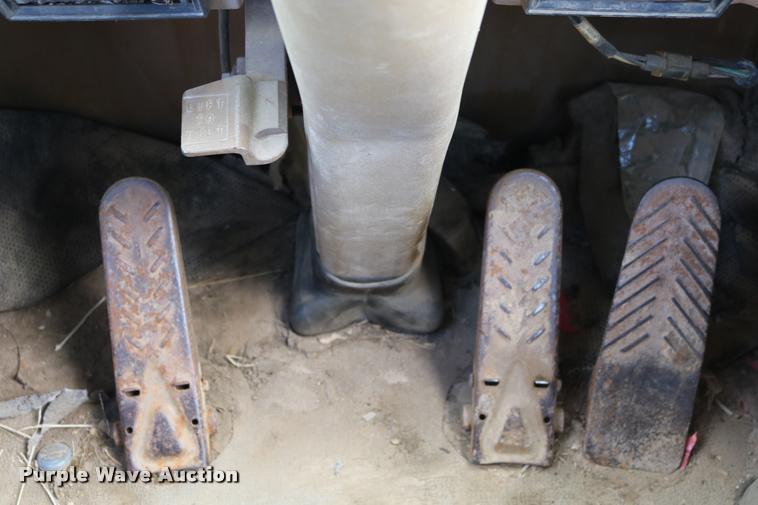 image for item DD0231 1990 Caterpillar 926E wheel loader