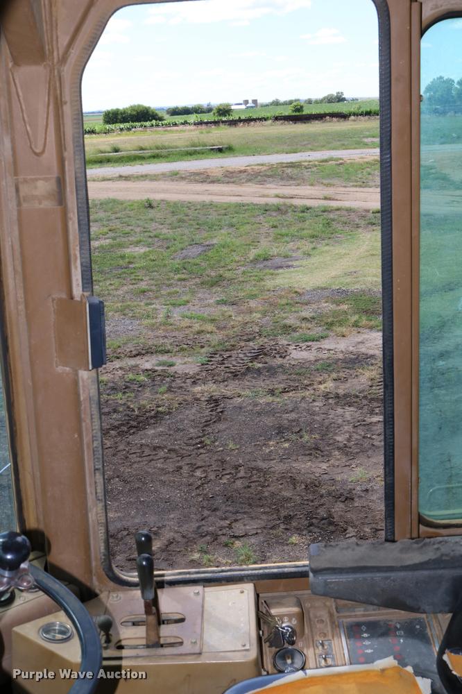 image for item DD0231 1990 Caterpillar 926E wheel loader