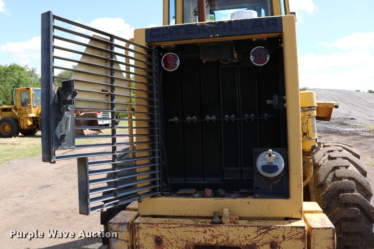 image for item DD0231 1990 Caterpillar 926E wheel loader