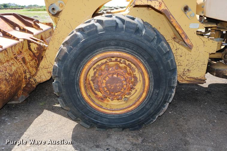 image for item DD0231 1990 Caterpillar 926E wheel loader