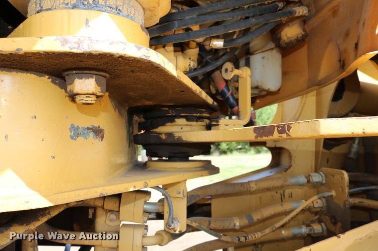 image for item DD0231 1990 Caterpillar 926E wheel loader
