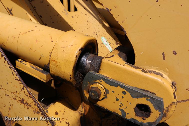 image for item DD0231 1990 Caterpillar 926E wheel loader