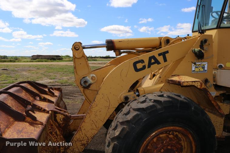 image for item DD0231 1990 Caterpillar 926E wheel loader