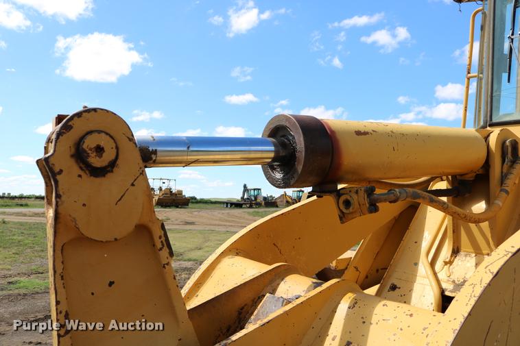 image for item DD0231 1990 Caterpillar 926E wheel loader