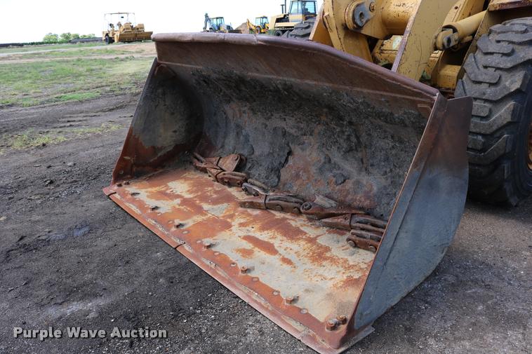image for item DD0231 1990 Caterpillar 926E wheel loader