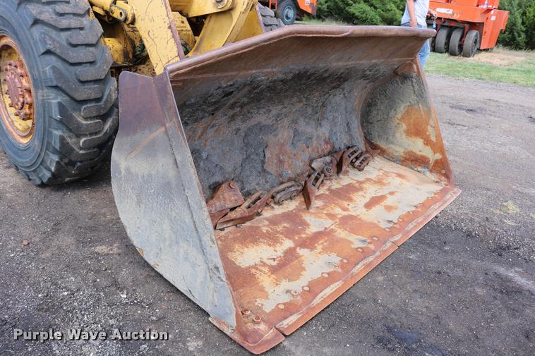 image for item DD0231 1990 Caterpillar 926E wheel loader