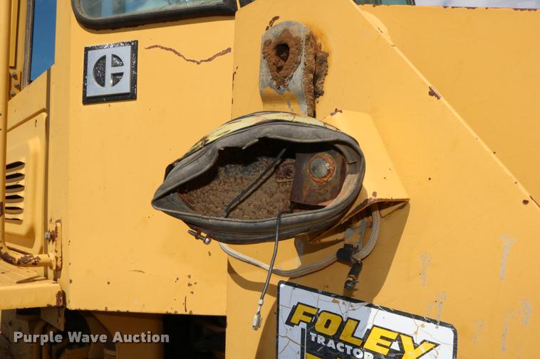 image for item DD0231 1990 Caterpillar 926E wheel loader