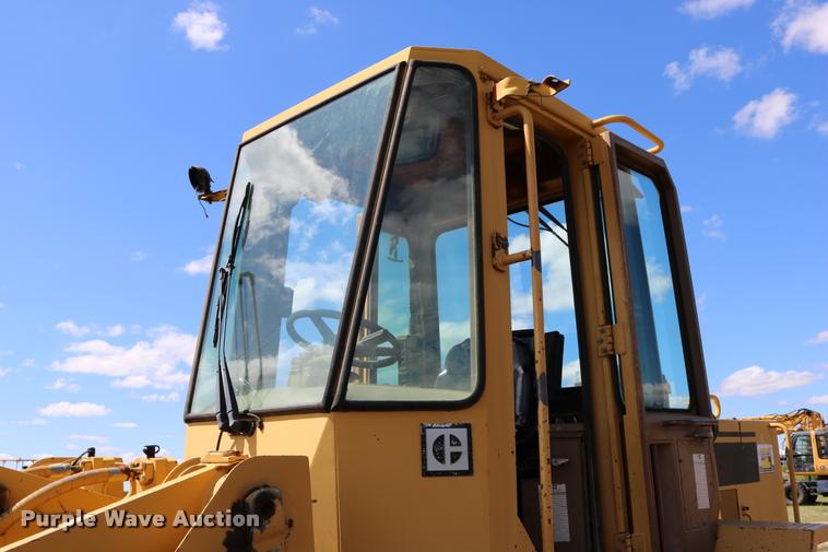 image for item DD0231 1990 Caterpillar 926E wheel loader