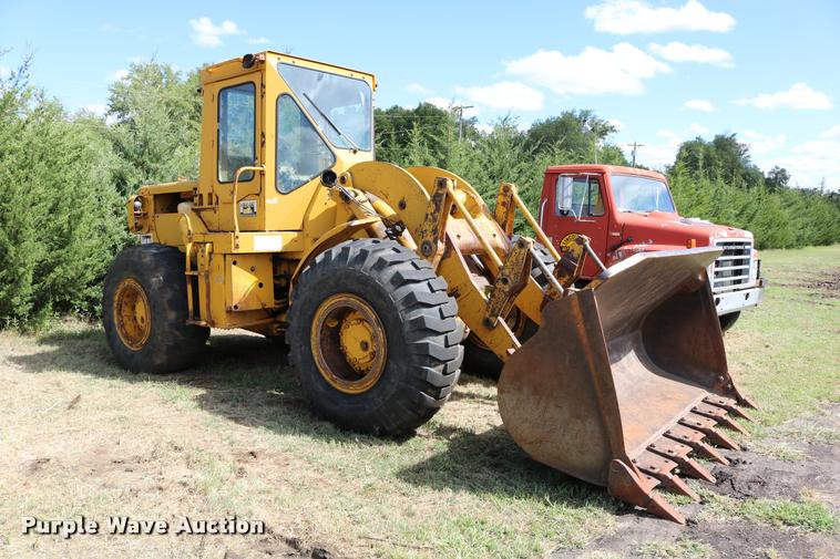 image for item DD0232 1979 Caterpillar 950 wheel loader