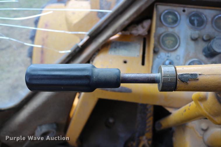 image for item DD0232 1979 Caterpillar 950 wheel loader