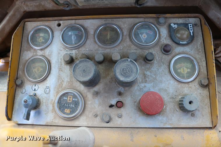 image for item DD0232 1979 Caterpillar 950 wheel loader