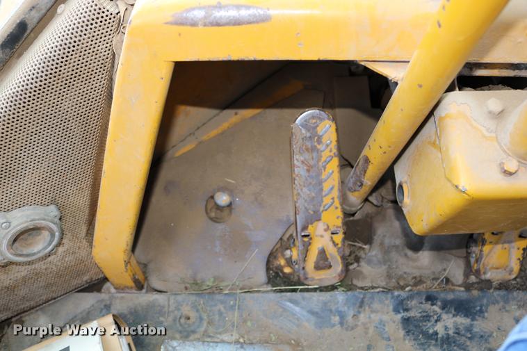 image for item DD0232 1979 Caterpillar 950 wheel loader