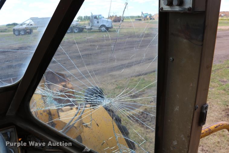 image for item DD0232 1979 Caterpillar 950 wheel loader