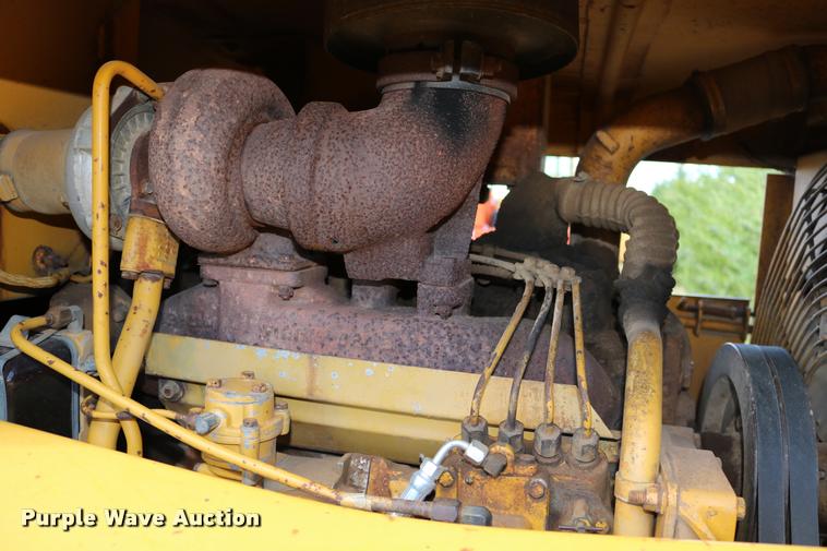 image for item DD0232 1979 Caterpillar 950 wheel loader