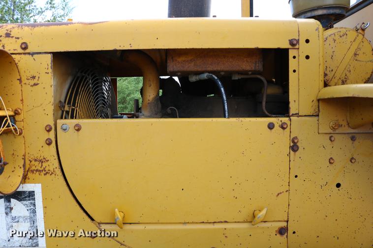 image for item DD0232 1979 Caterpillar 950 wheel loader
