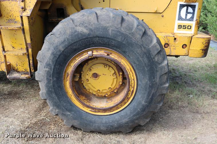 image for item DD0232 1979 Caterpillar 950 wheel loader