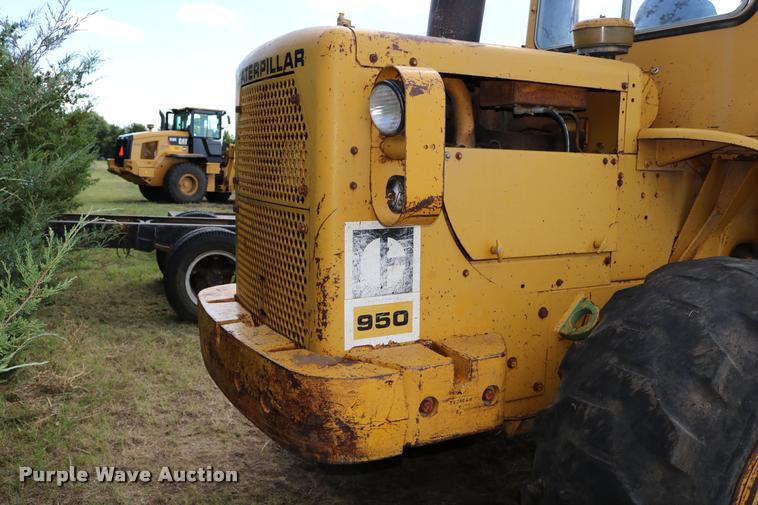 image for item DD0232 1979 Caterpillar 950 wheel loader