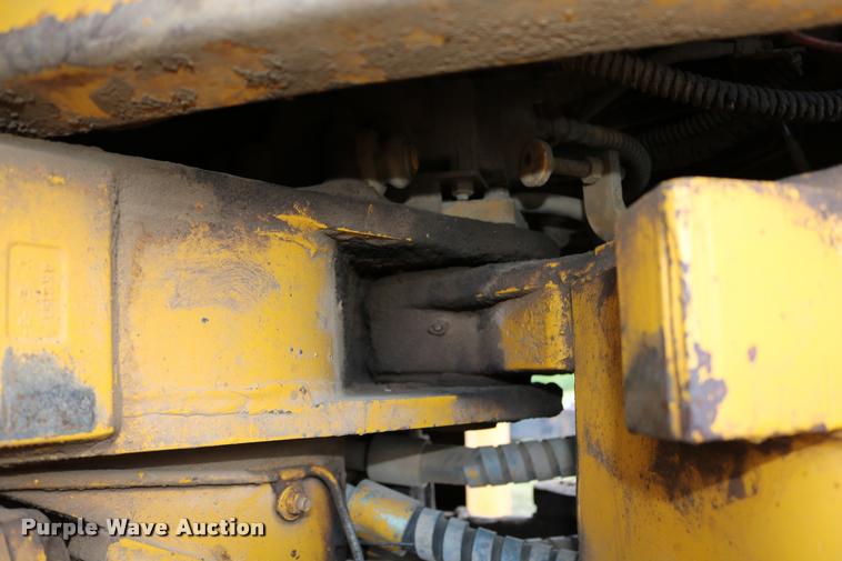 image for item DD0232 1979 Caterpillar 950 wheel loader