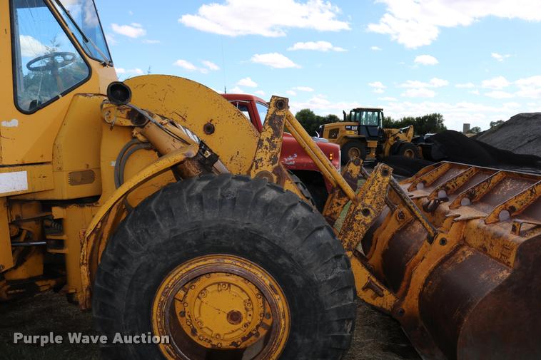 image for item DD0232 1979 Caterpillar 950 wheel loader