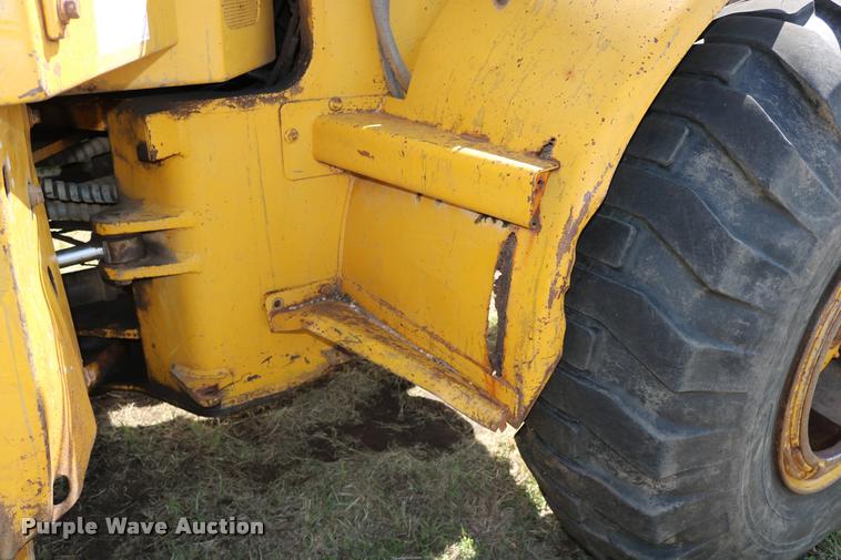 image for item DD0232 1979 Caterpillar 950 wheel loader
