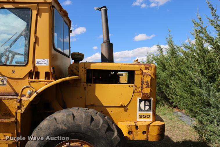 image for item DD0232 1979 Caterpillar 950 wheel loader