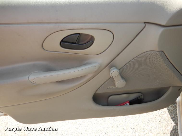 image for item DD0819 1999 Ford Contour LX