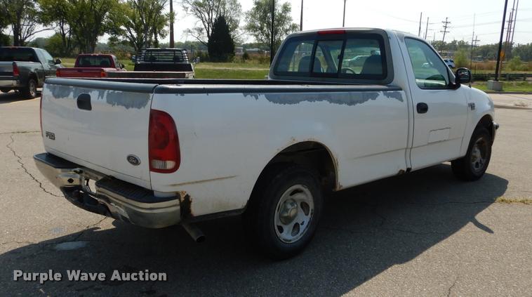 image for item DD0820 1998 Ford F150 XL pickup truck