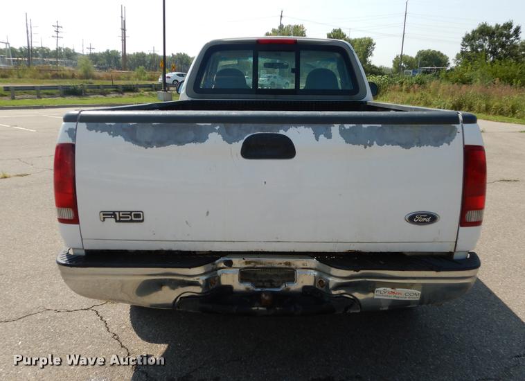 image for item DD0820 1998 Ford F150 XL pickup truck
