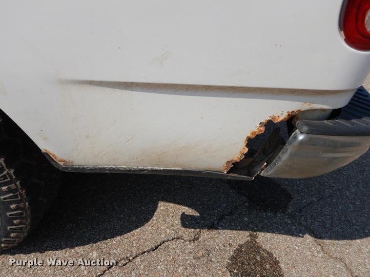 image for item DD0820 1998 Ford F150 XL pickup truck