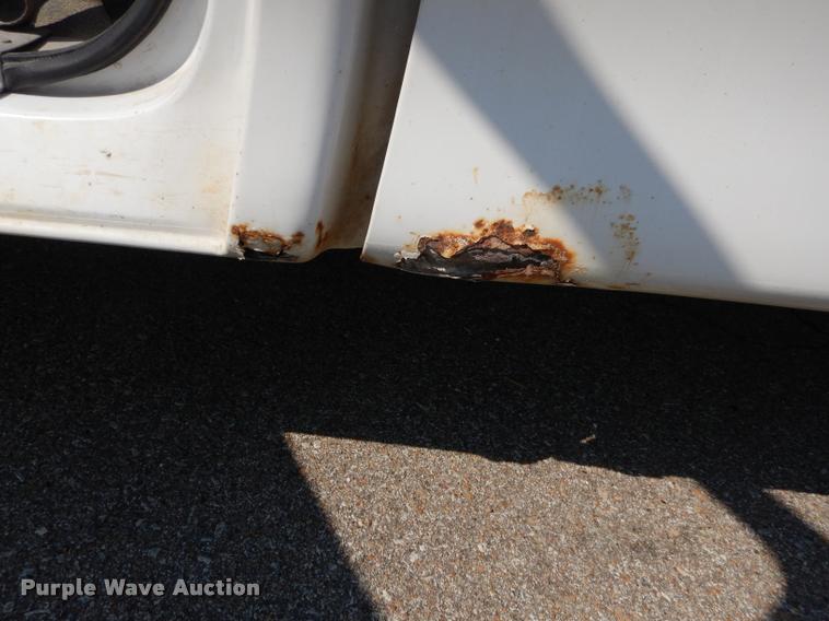 image for item DD0820 1998 Ford F150 XL pickup truck