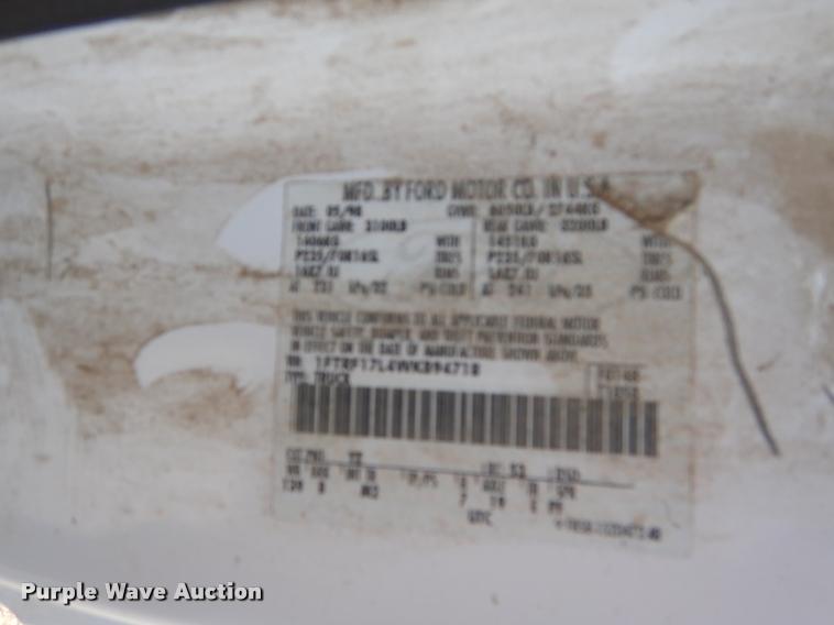 image for item DD0820 1998 Ford F150 XL pickup truck